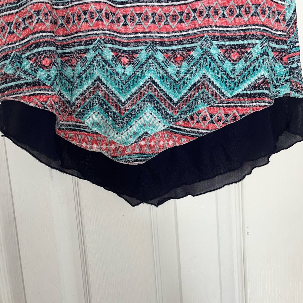 New Direction Top, Multi-Color, Size Small - Picture 3 of 5